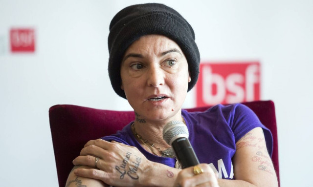 Σινέντ Ο’Κόνορ: Καταγγέλλει το «κακό» ιρλανδικό κράτος και το νοσοκομείο για το χαμό του γιού της