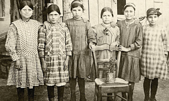 100 χρόνια από τη Μικρασιατική Καταστροφή-Σπάνια φωτογραφικά ντοκουμέντα από τους πρόσφυγες στο Βόλο