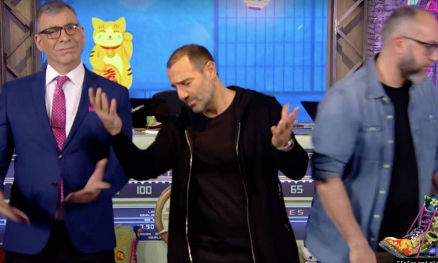 Ράδιο Αρβύλα: Πρεμιέρα σαν να μην τρέχει τίποτα και «μπηχτές» κατά της κυβέρνησης