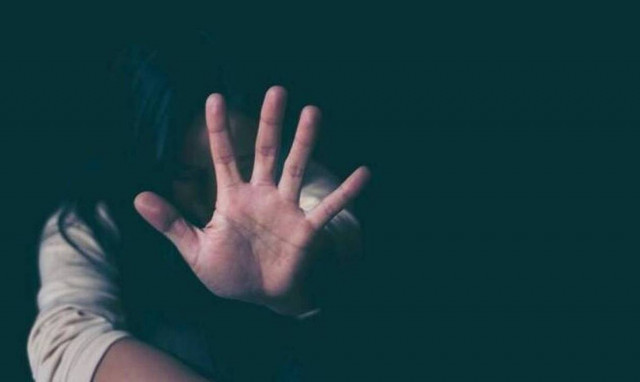 Κακοποίηση παιδιών: Πληρώνουν για να δουν τη φρίκη σε ζωντανή μετάδοση - Τα lockdown έφεραν έξαρση