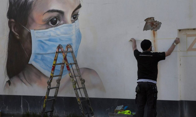 ΠΟΥ: Η «Όμικρον» θα μολύνει πάνω από τον μισό πληθυσμό της Ευρώπης τις επόμενες εβδομάδες