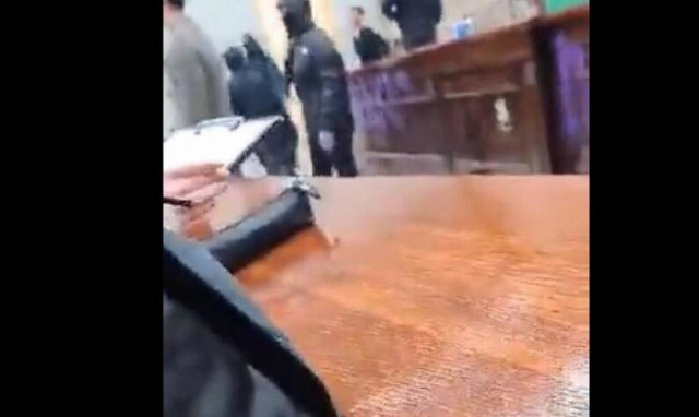 Αποκλειστικό Newsbomb.gr: Ποιοι και γιατί χτύπησαν τον καθηγητή στην ΑΣΟΕΕ