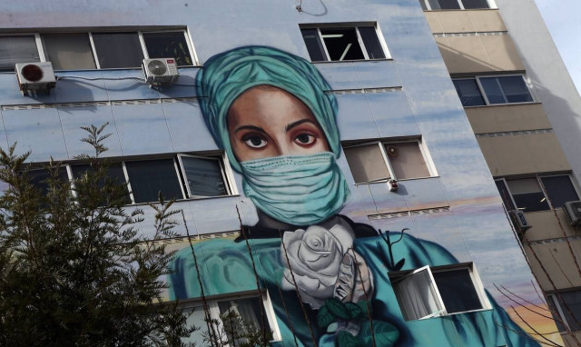 Κρούσματα σήμερα: Πλησιάζουν στις 35.000 – Πόσα από αυτά αφορούν μαθητές