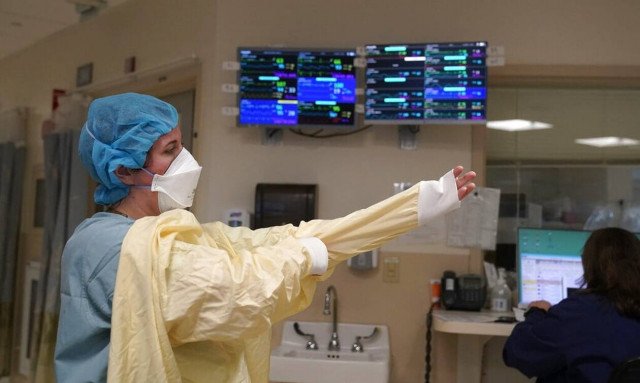 Κορονοϊός - ΗΠΑ: Αρνητικό ρεκόρ νοσηλειών - 146.000 ασθενείς βρίσκονται σε ένα κρεβάτι νοσοκομείου