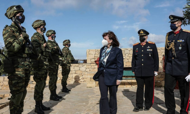 Στο στόχαστρο των Τούρκων η Σακελλαροπούλου: «Πάει σε τουρκικά νησιά που είναι υπό ελληνική κατοχή»