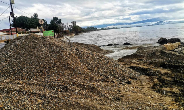 Κακοκαιρία «Διομήδης»: «Κόκκινος συναγερμός» στην Πυροσβεστική - 196 κλήσεις για βοήθεια