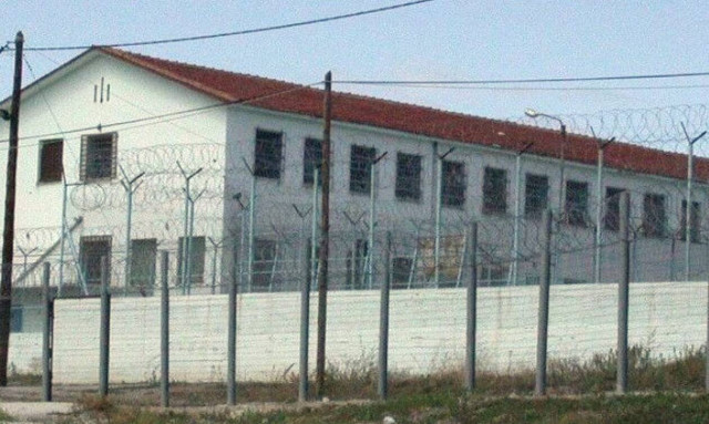 Θρήνος στον Βόλο για 48χρονο σωφρονιστικό υπάλληλο που πέθανε από κορονοϊό