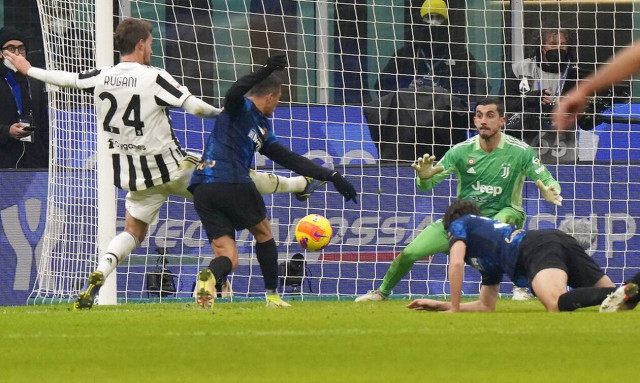 Ίντερ: Με… buzzer beater σήκωσε το Supercoppa – 2-1 τη Γιουβέντους στην παράταση (video)