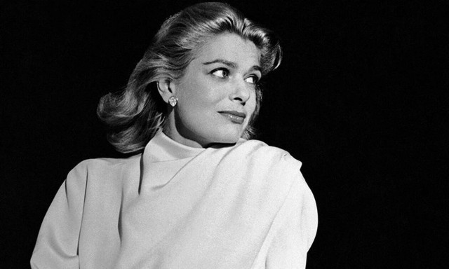 Έκθεση για τη Μελίνα Μερκούρη με ανέκδοτες φωτογραφίες, ρούχα και προσωπικά της αντικείμενα