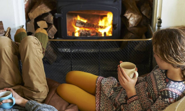 Πώς να ζεσταθείς αποτελεσματικά χωρίς θέρμανση