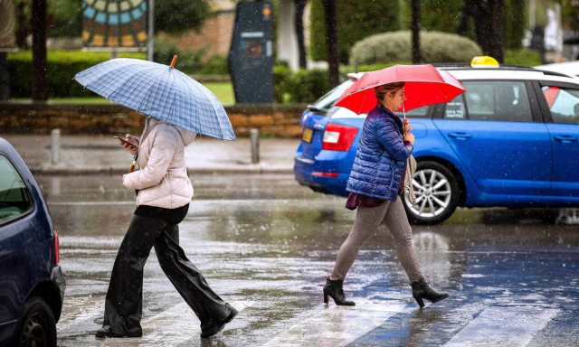 Γερμανική έρευνα: Oι βροχές βλάπτουν σοβαρά την οικονομία