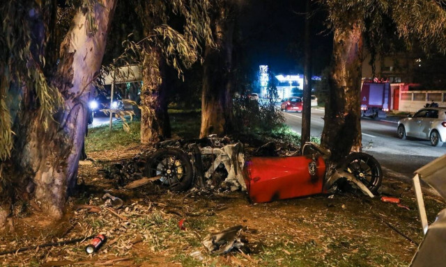 Τζώρτζης Μονογυιός: Δεν έμεινε τίποτα από τη Ferrari - Όλα στάχτη και σίδερο (pics+vids)