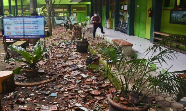 Ινδονησία: Ισχυρός σεισμός 6,7 Ριχτέρ