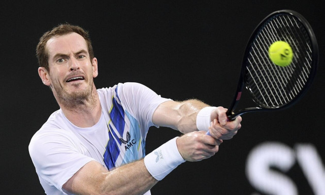 Στο πλευρό του Τζόκοβιτς ο Μάρεϊ: Δεν θα κλωτσήσω τον Νόβακ ενώ είναι κάτω