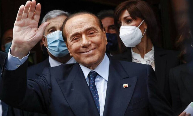 Ιταλία: Η ιταλική κεντροδεξιά προτείνει και επίσημα Μπερλουσκόνι για την προεδρία της δημοκρατίας