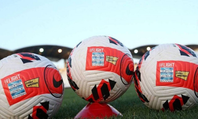 Ντέρμπι αιωνίων στη Super League, μεγάλα παιχνίδια στην Premier League και τη Serie A