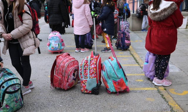 Σχολεία: Στις 6.500 τα χθεσινά θετικά κρούσματα κορονοϊού