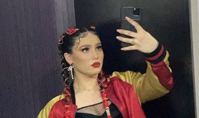 Μεξικό: Η καλλονή εγγονή του «El Chapo» έγινε... popstar στα 16 της (pics)