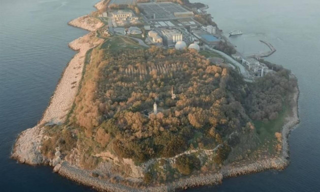 Ψυττάλεια: Δείτε από ψηλά το νησάκι της Αττικής όπου γίνονται οι μετρήσεις του ιικού φορτίου