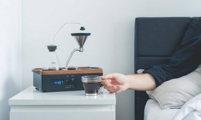 Μόνο καλά θα πάει η μέρα με το ξυπνητήρι που φτιάχνει καφέ