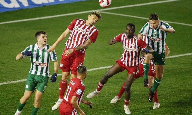 Super League: Στο +9 από τον ΠΑΟΚ ο Ολυμπιακός, στο -10 η ΑΕΚ - Τα highlights κι η βαθμολογία