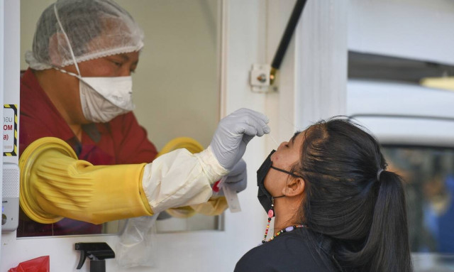 Ταϊλάνδη: Η χώρα κατέγραψε τον πρώτο θάνατο από τη μετάλλαξη «Όμικρον»