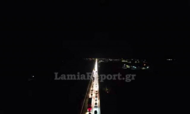 Ουρές χιλιομέτρων μετά από τροχαίο στην Αθηνών – Λαμίας