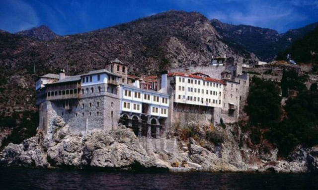 Κατεπείγουσα έρευνα για μοναχούς στο Άγιο Όρος