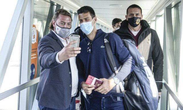 O Tζόκοβιτς εφθασε στο Βελιγράδι