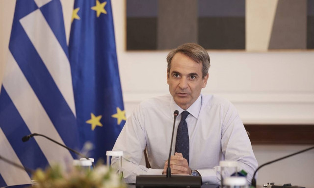 Κυβέρνηση: Οικονομία και κοινωνία ψηλά στην ατζέντα – Κανένας εφησυχασμός για την Όμικρον