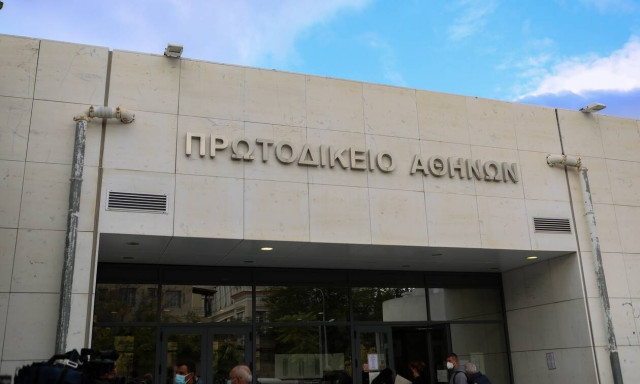 Δίκη Ζακ Κωστόπουλου: Ξέσπασε η μητέρα του - Εδώ δικάζεται ο φόνος, του όχι ο ίδιος