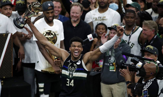 Γιαννης Αντετοκούνμπο Giannis Antetokounmpo