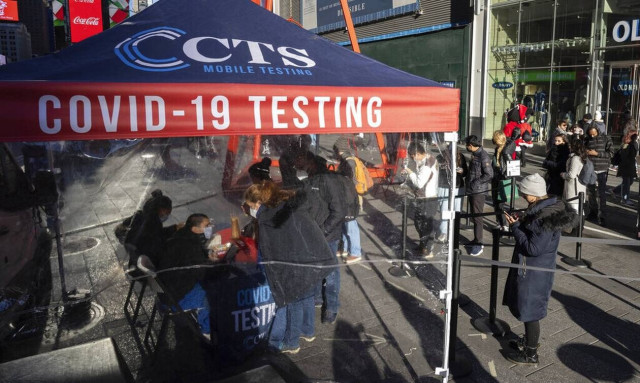 Κορονοϊός - Τζονς Χόπκινς: Ένας στους πέντε Αμερικανούς έχει μολυνθεί από Covid-19