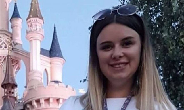 Βρετανία: Νεκρή 28χρονη σε τροχαίο - Έβλεπε... reality ενώ οδηγούσε!