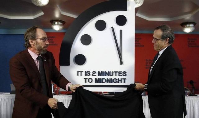 Ρολόι της Αποκάλυψης: Συνεδριάζει η επιτροπή για να αποφασίσει πόσο κοντά είμαστε στο τέλος