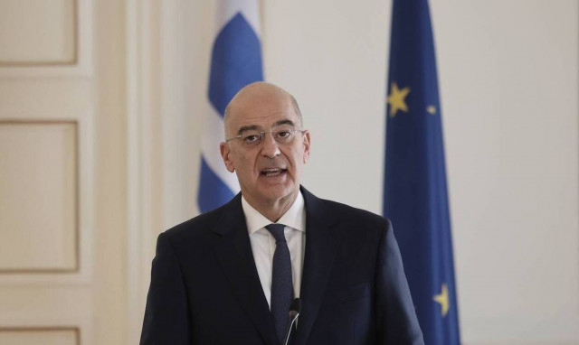 Στην Πρίστινα ο Νίκος Δένδιας - Συνάντηση με την Κοσοβάρα ομόλογό του