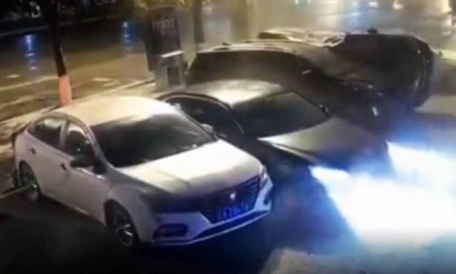 Δείτε ένα… ουρανοκατέβατο παρκάρισμα