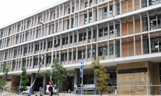 Βιασμός στη Θεσσαλονίκη: «Βόμβες» για διεθνές κύκλωμα μαστροπείας και «ψαράδες» κοριτσιών