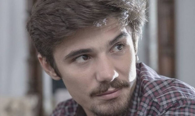 Σασμός: Το συγκινητικό «αντίο» του συγγραφέα του βιβλίου στον Πετρή (pics)