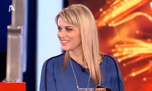 Αναστασία Σιμητροπούλου: Όταν η νέα εκπρόσωπος του ΚΙΝΑΛ έπαιζε στο «Deal» του Χρήστου Φερεντίνου