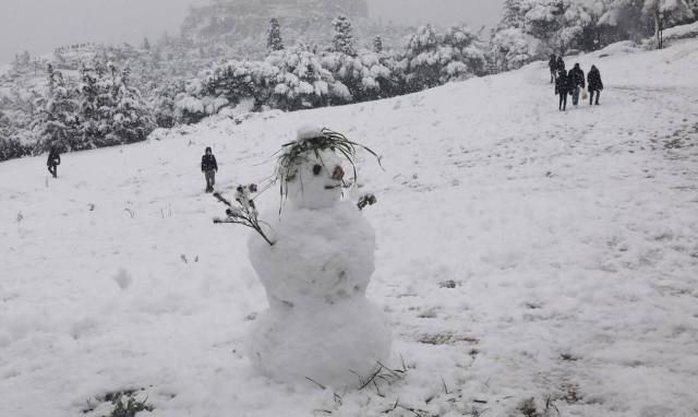 Κακοκαιρία Ελπίδα: Συστάσεις από το υπουργείο Εργασίας για την προστασία των αστέγων