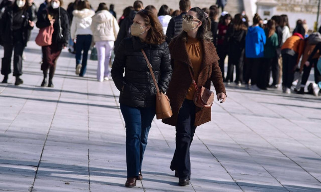 Κορονοϊός: Η κατανομή των 20.507 νέων λοιμώξεων - 7.574 στην Αττική και 1.900 στη Θεσσαλονίκη