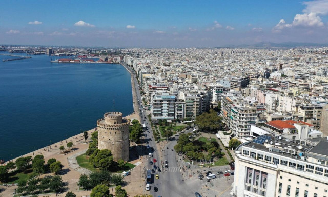 Κορονοϊός: Ανακοπή αποκλιμάκωσης με σημάδια σταθεροποίησης του ιικού φορτίου στα λύματα Θεσσαλονίκης