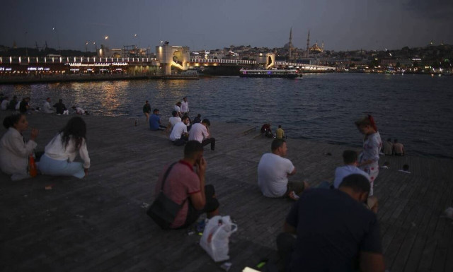 Κορονοϊός - Τουρκία: 181 θάνατοι και  72.555 κρούσματα σε 24 ώρες      