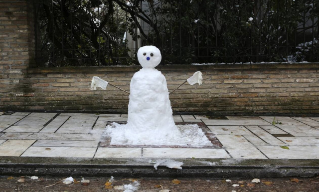 Κλειστά όλα τα σχολεία στα Δωδεκάνησα - Σε επιφυλακή οι υπηρεσίες των δήμων