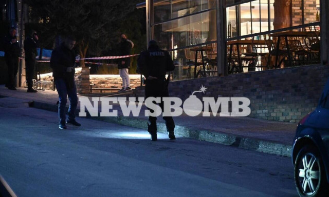 «Αρωμα» νύχτας... βλέπει η ΕΛ.ΑΣ. πίσω από τους πυροβολισμούς στη Βούλα