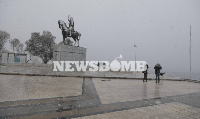 Κακοκαιρία «Ελπίδα»: Το έστρωσε μέχρι και στην παραλία του Φλοίσβου