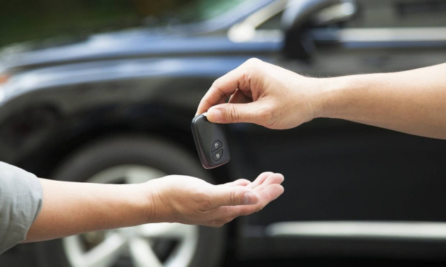 Τροπολογία επεκτείνει τη χρηματοδοτική μίσθωση και στους ιδιώτες - Ποιοι κερδίζουν