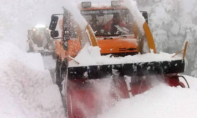 Χιονοκαταιγίδα: Το σπάνιο φαινόμενο που αναμένεται να πλήξει την Αττική λόγω της κακοκαιρίας Ελπίδα