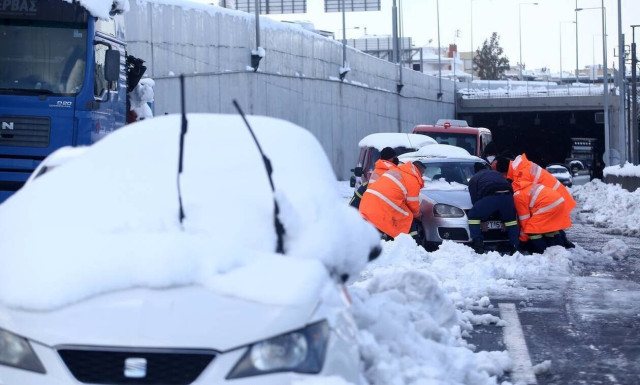 Attiki Odos to offer 2,000 euros per trapped vehicle